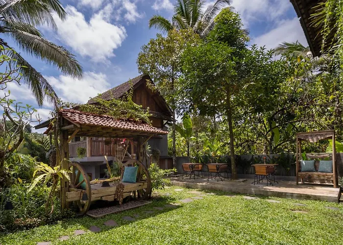 Niente Bali Lodge *